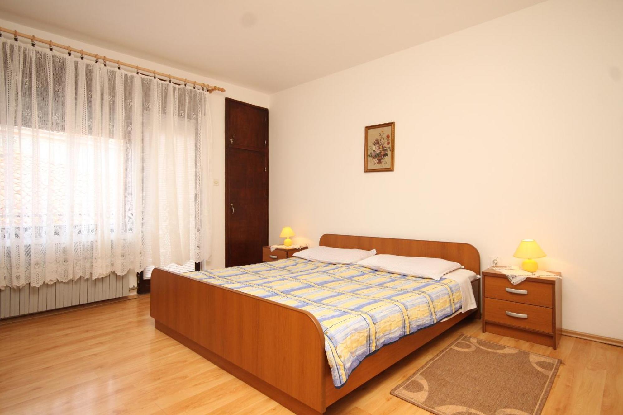 Apartments And Rooms With Parking Space Mali Lošinj Dış mekan fotoğraf